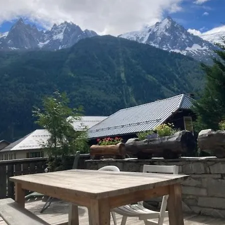 Spacious 2 Bedroom With Terrace Center Апартаменты *