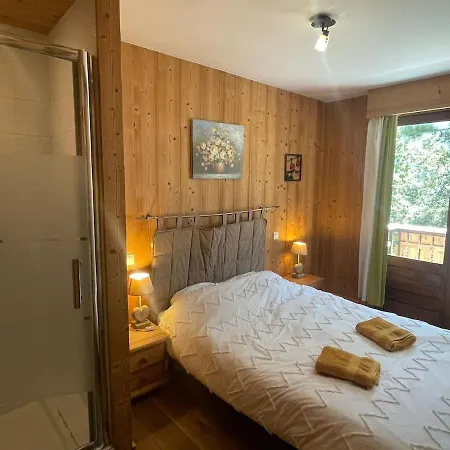 Spacious 2 Bedroom With Terrace Center 公寓 *